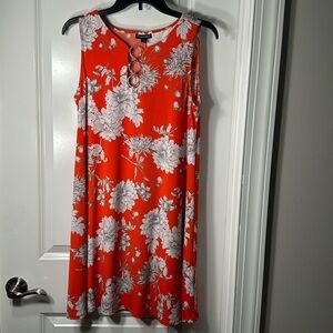 ROZ & ALI Red and white dress. Size medium. Polyester and spandex material.